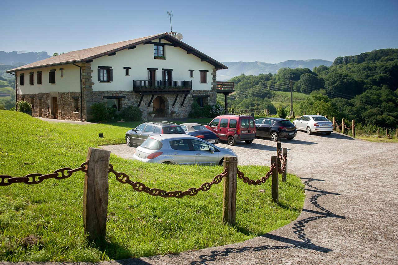 Hostal Casa Peluaga Oiartzun Exterior foto